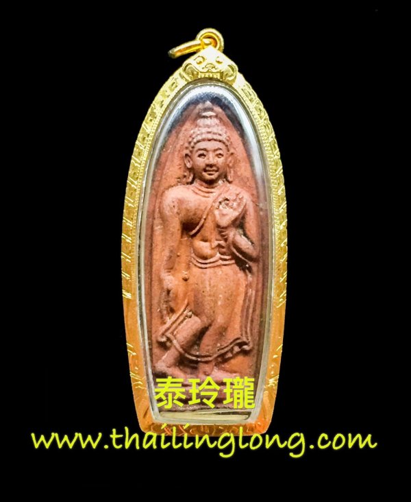 Sold_0092 屈三岩-- 龍婆嗲 2507 行走佛 (碰灣版) 大字大模 [已售]
